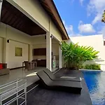 Villa Putri In Seminyak Bali